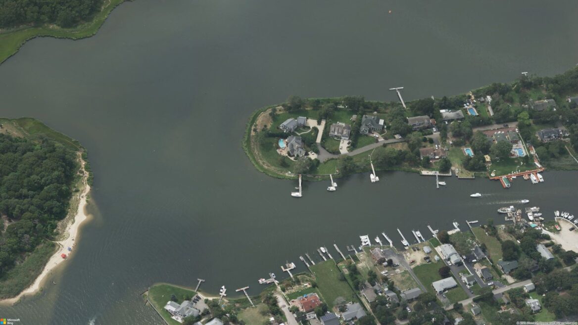 Overhead image of Babylon, NY.